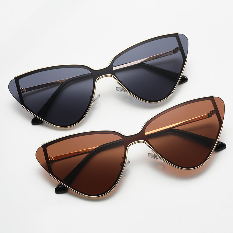 Cat's Eye Retro Sunglasses For Women - AccessoryWorldHub